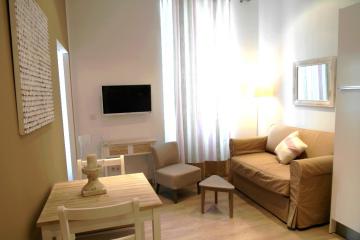 Apartment Moliere 2G