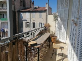 Apartment Balcon Pierre Dupré -